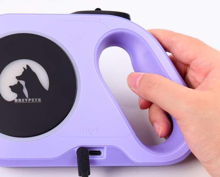 Laisse rétractable personnalisée OKEYPETS pour chien, ultra-résistante, avec lampe torche LED rechargeable 11