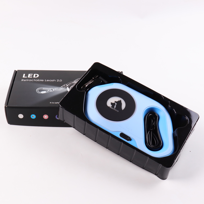 Laisse pour chien lumineuse LED en nylon personnalisée avec logo personnalisé - Vente en gros - Laisse pour chien lumineuse LED rétractable automatique 9