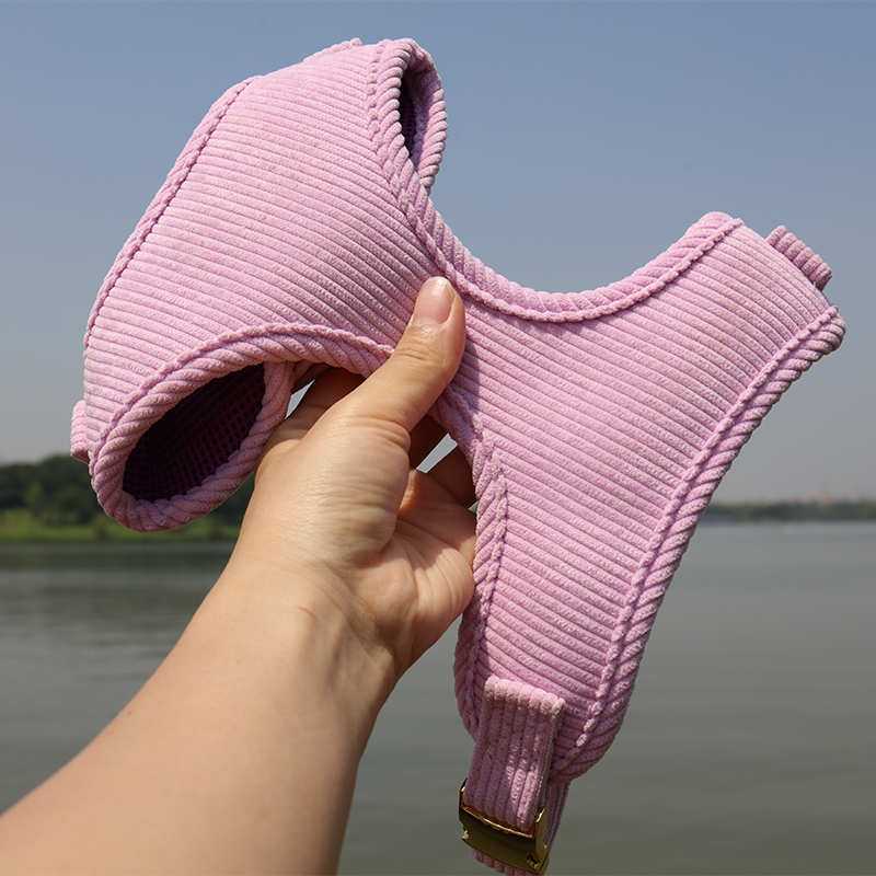 OKEYPETS ham de lux pentru câini și pisici, logo personalizat, ham de câine din catifea roz și roșie, cu suport pentru sac de rahat, set de lesă pentru zgardă și câine 13