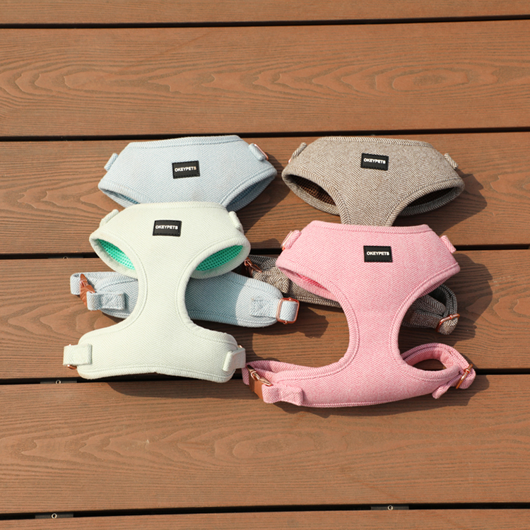 Ensemble harnais et laisse pour chien en gros, harnais en velours ajustable avec nœud papillon. 20