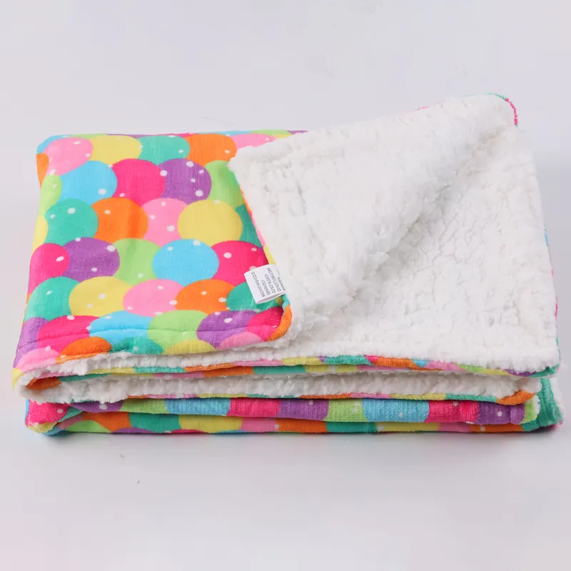 Luxurious Sherpa Fleece Dog Throw Blanket 2