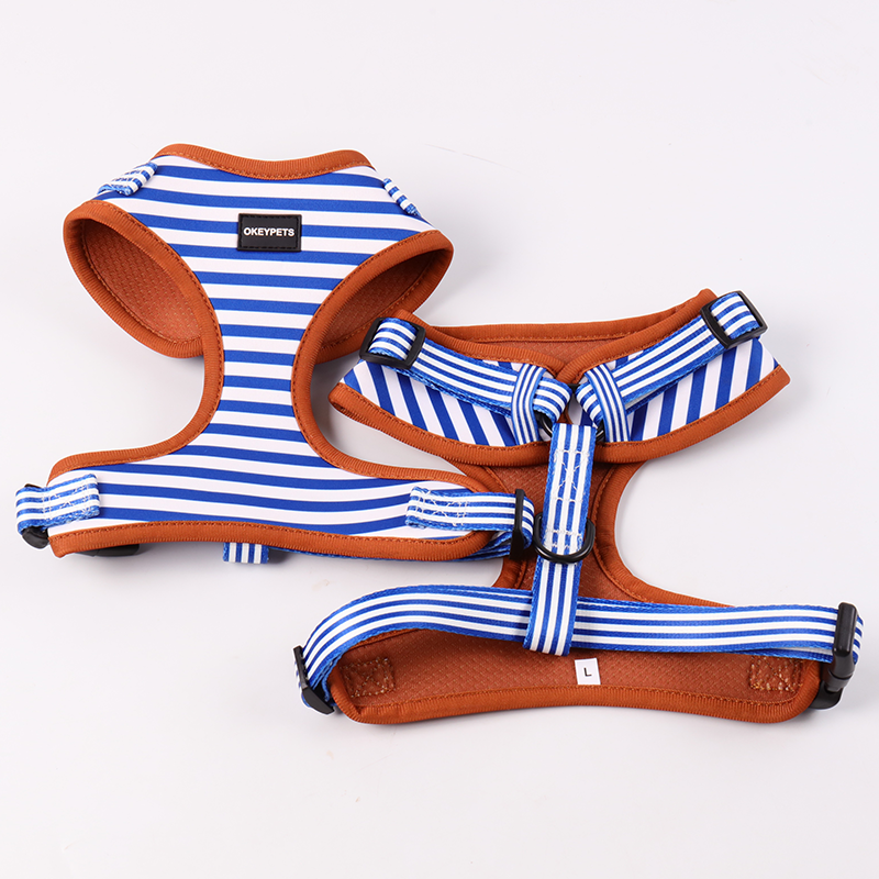 Harnais, gilet et laisse en néoprène ajustables, collection Noël 2023, pour chiens. 7