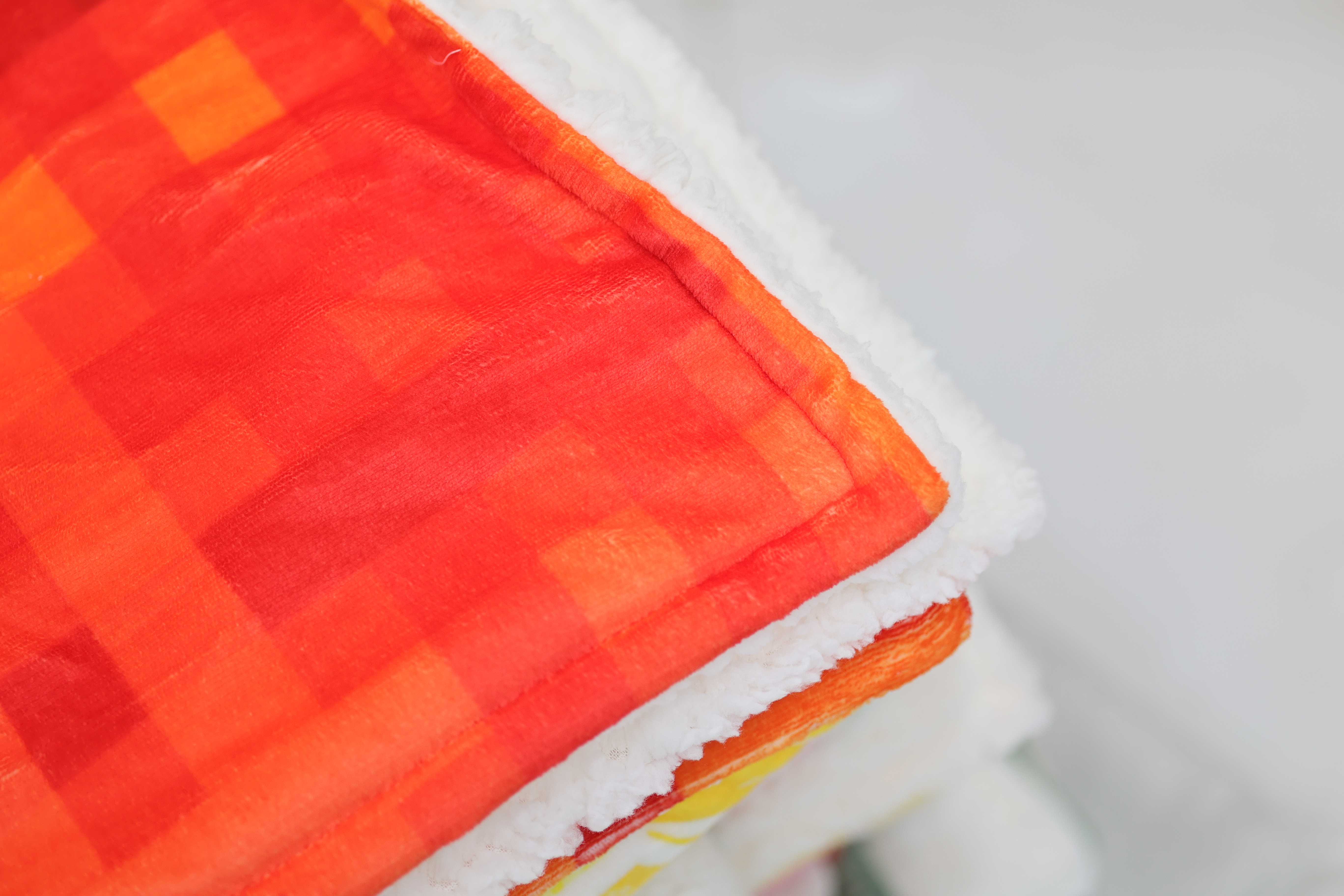 Couverture Sherpa pour chien OKEYPETS, douce et personnalisée, housse de protection réversible en peluche pour canapé et lit pour animaux. 7