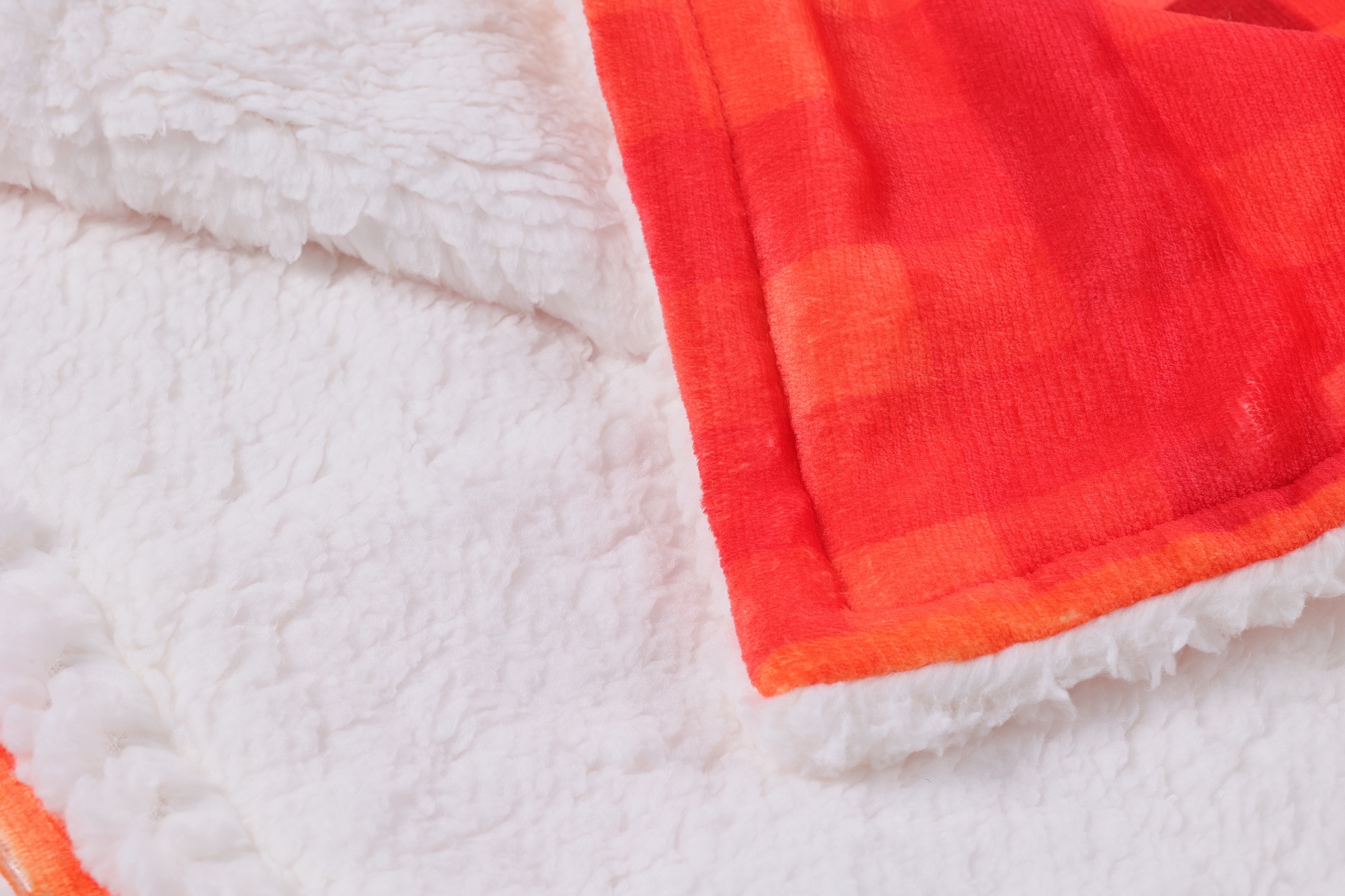 Couverture Sherpa pour chien OKEYPETS, douce et personnalisée, housse de protection réversible en peluche pour canapé et lit pour animaux. 8