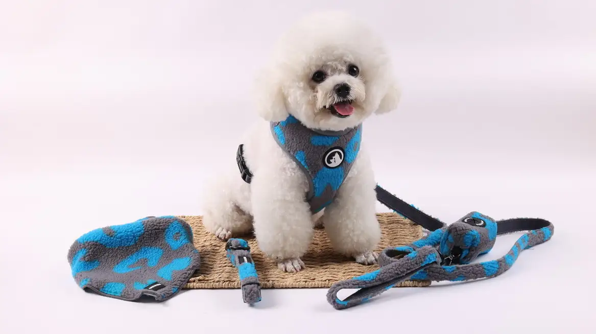 Harnais pour chien Sherpa de luxe, rembourré et personnalisé avec logo, en polaire d'agneau, avec laisse. Nouveau modèle de créateur. 1