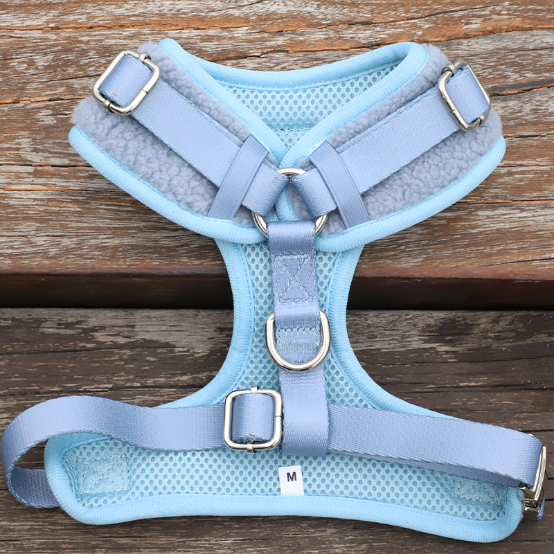 Ensemble harnais et laisse pour chien Sherpa de créateur, luxueux, doux et rembourré, en polaire d'agneau personnalisée. 14