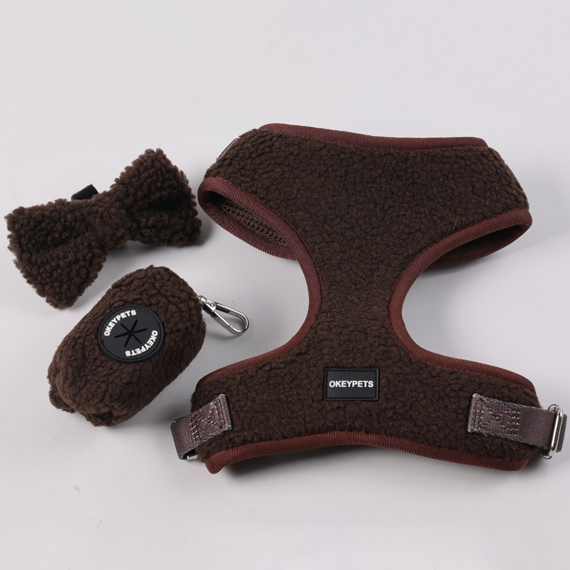 Harnais pour chien réglable Teddy, adorable harnais en sherpa avec système de dégagement rapide 8