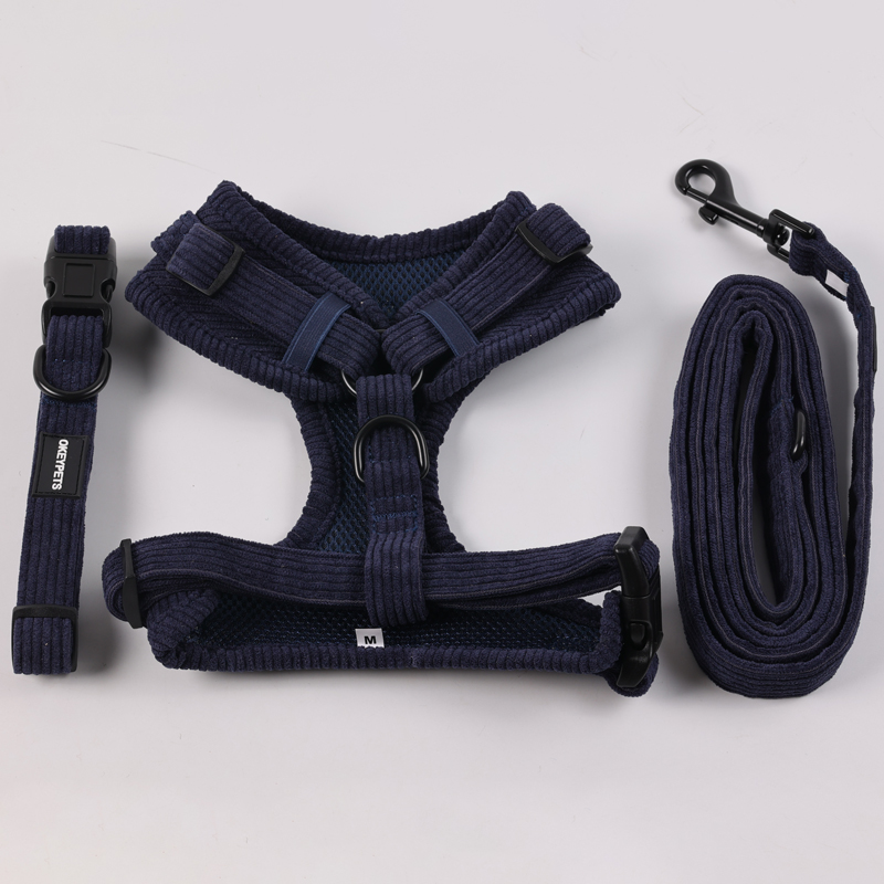 Harnais pour chien moyen en velours côtelé personnalisable et ajustable, avec collier anti-traction et laisse inclus. 8