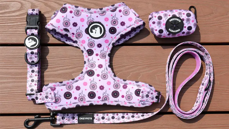 OKEYPETS Pettorina per cani in neoprene con stampa a sublimazione personalizzata in poliestere con marchio etichetta in PVC 1