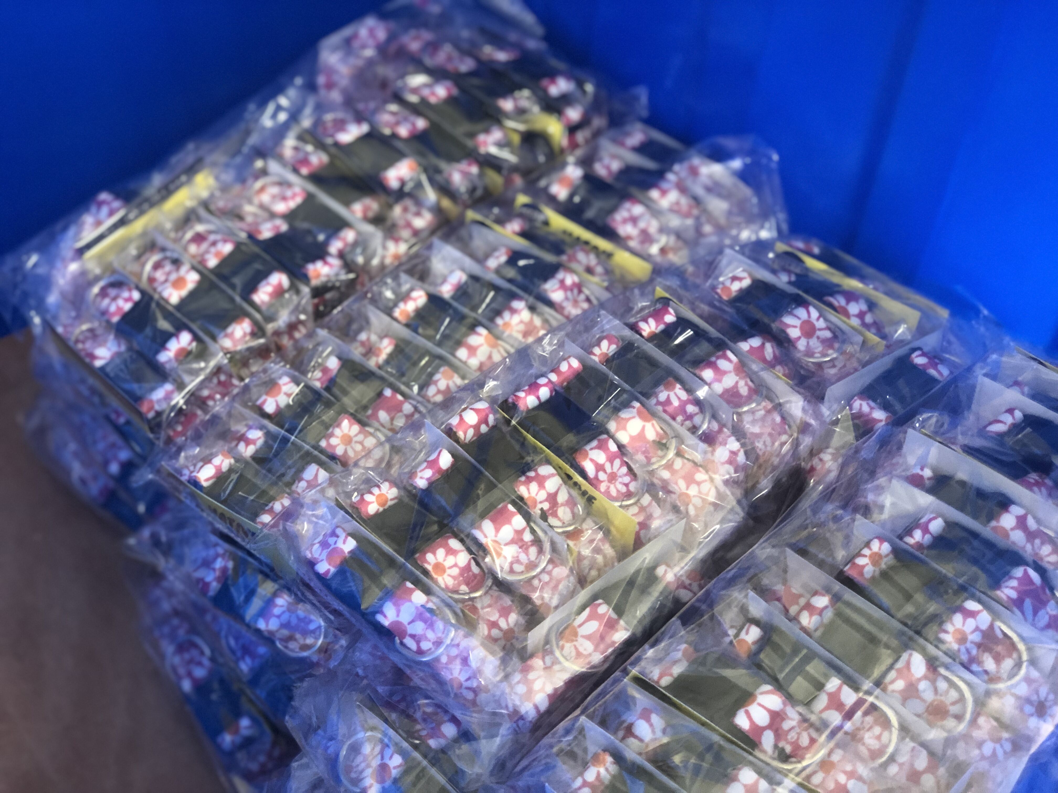 Fabricant chinois de harnais pour chiens à sangle réglable, harnais pour animaux de compagnie à motifs personnalisés à vendre 23