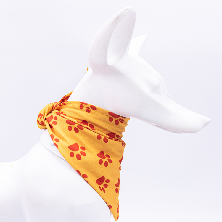 OKEYPETS - OKEYPETS OEM Trianguli Luxuriosi Impressi Plani Designum Personalizatum Aestivum Refrigerans Fasciae Canum Animalium Domesticorum 16