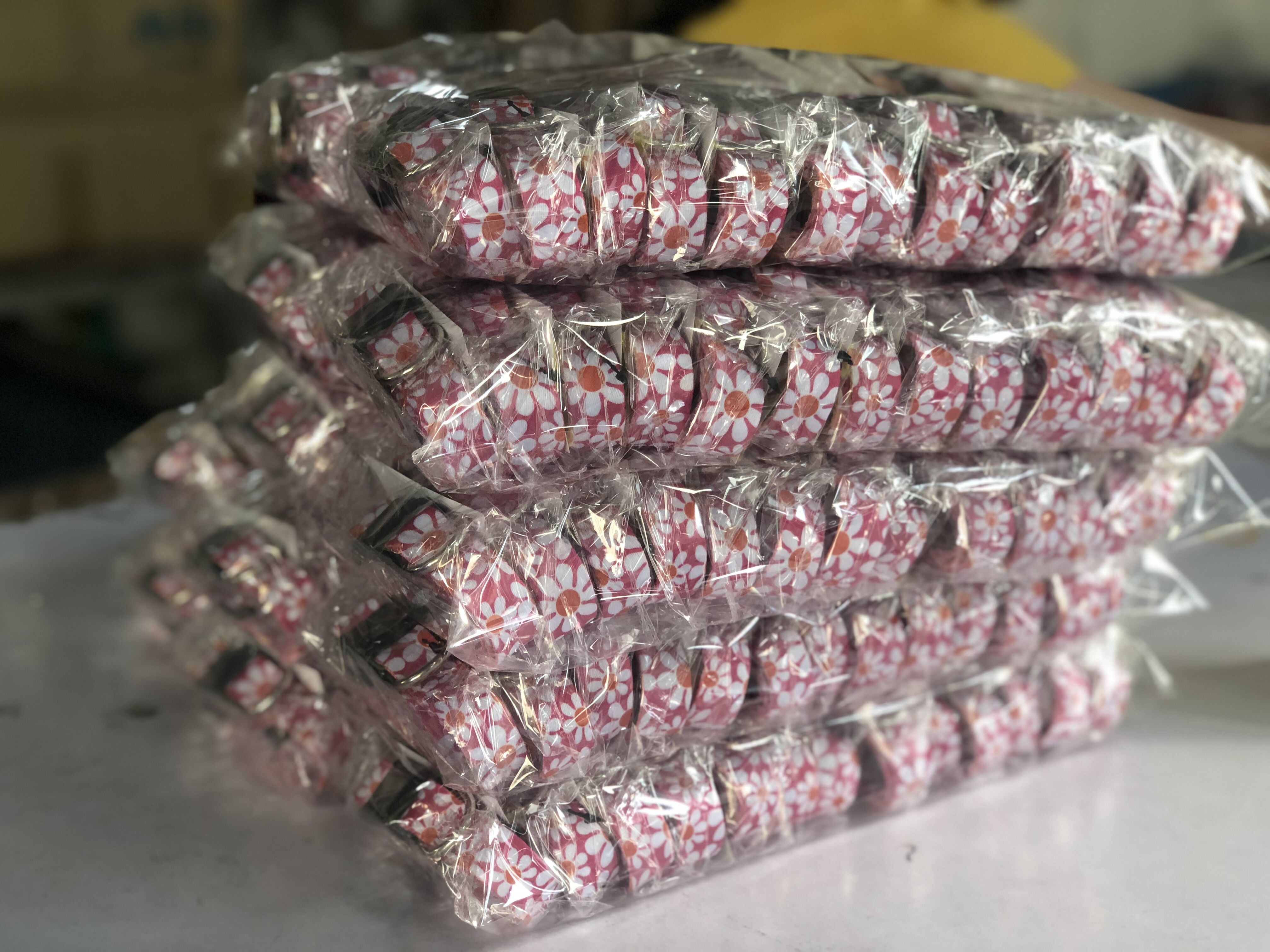 Fabricant chinois de harnais pour chiens à sangle réglable, harnais pour animaux de compagnie à motifs personnalisés à vendre 22