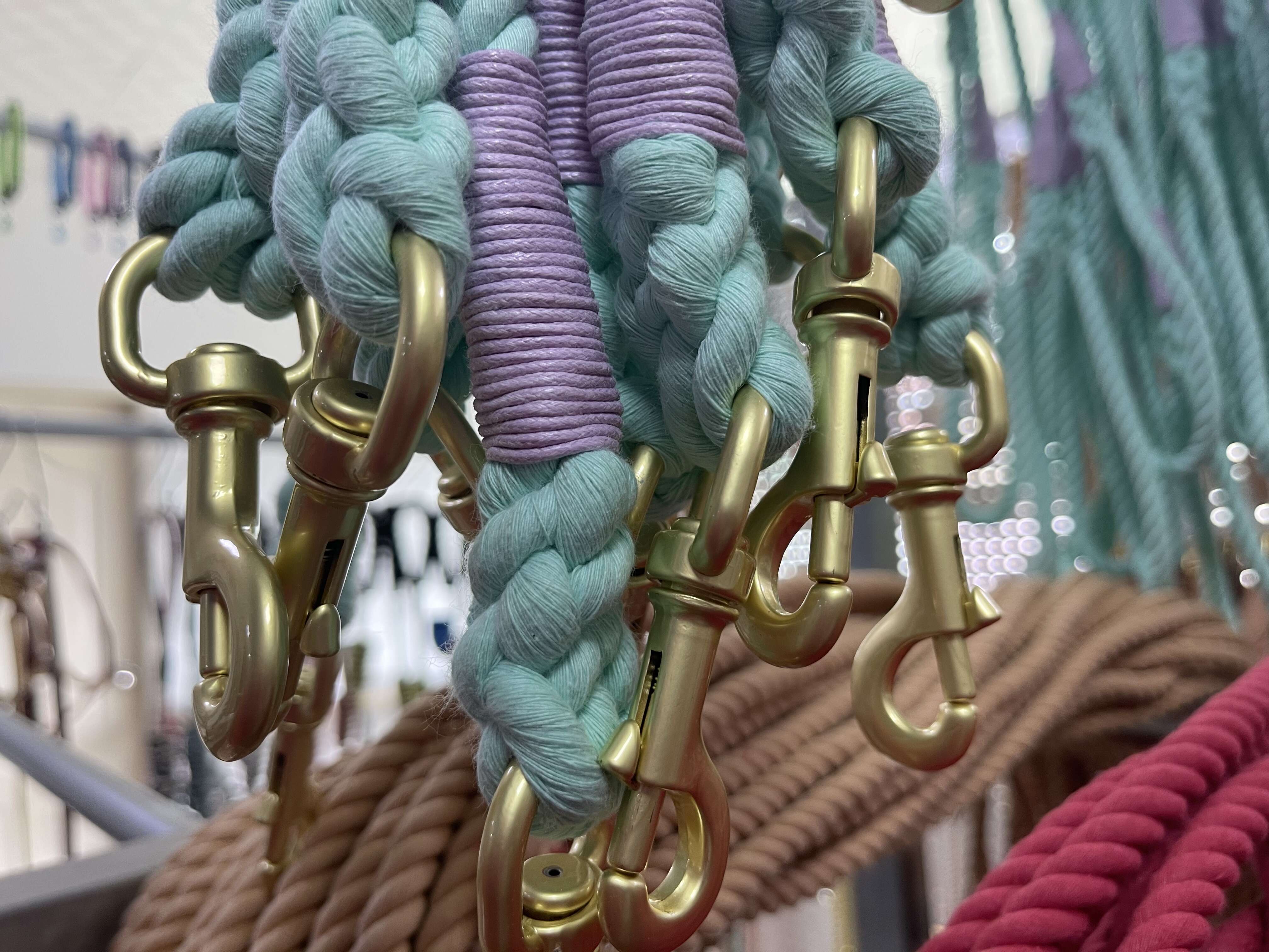 OKEYPETS - OKEYPETS Vente en gros de laisses de luxe colorées tie-dye ombrées pour animaux de compagnie, résistantes et de luxe, avec logo personnalisé, en coton robuste pour l'escalade et les chiens. Meilleures ventes. 27