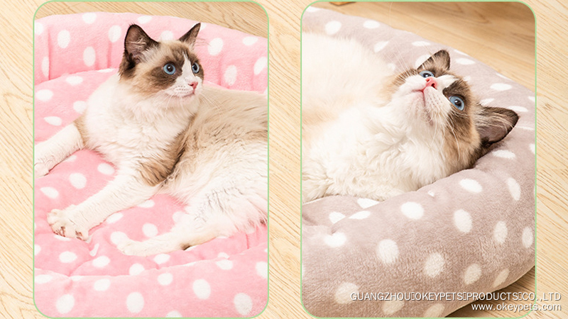 Lits pour chats en gros pour chats d'intérieur, coussins doux et chauds en peluche, fond imperméable et moelleux 11