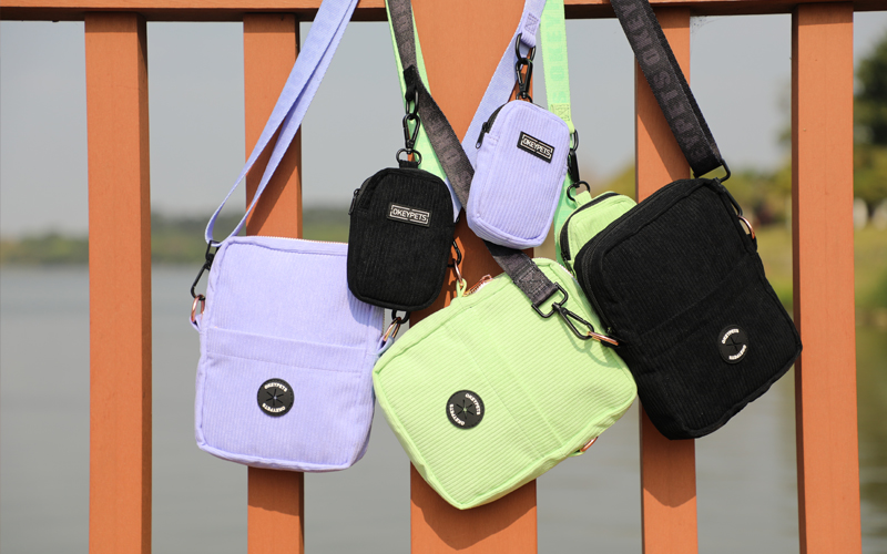 OKEYPETS Custom Designer Printing Strap Travel Pet Treat Pouch Corduroy Crossbody Walking Bag Dog Training Treat Bag 12