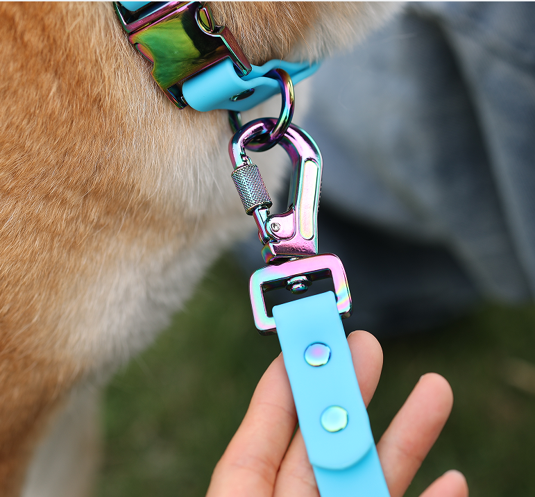 Laisse mains libres OKEYPETS pour chien, personnalisée, en caoutchouc recouvert de silicone et PVC étanche, avec double mousqueton. 11