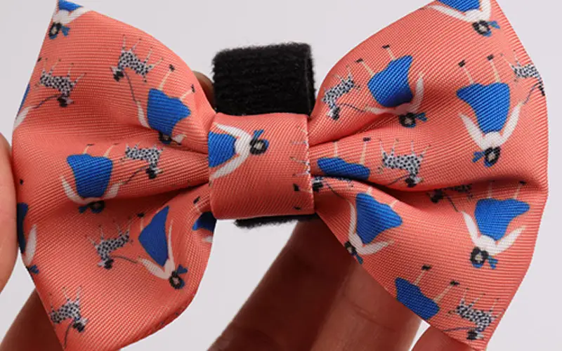 OKEYPETS Vente en gros Nœuds papillon pour chiens colorés et personnalisés, de créateurs variés, sublimés et uniques, à motifs floraux 1