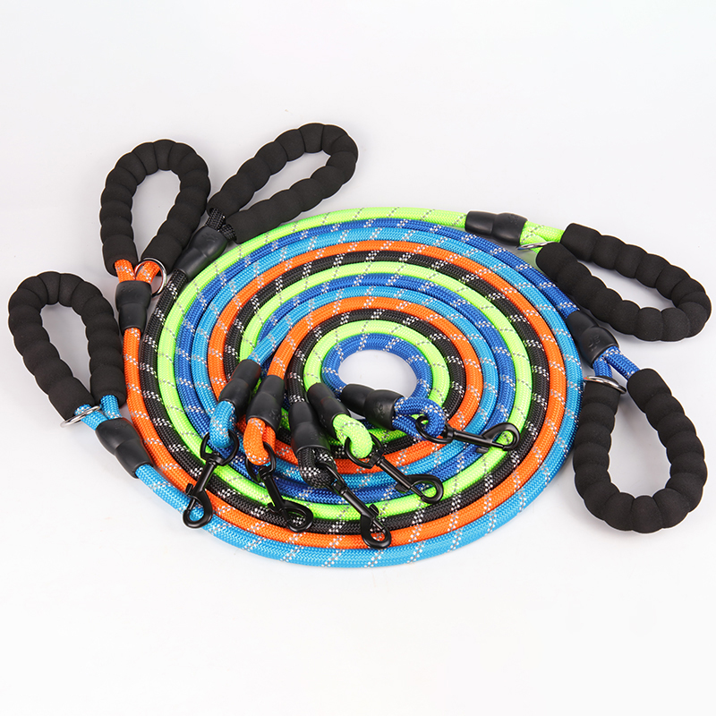 OKEYPETS Laisse pour chien en néoprène, longueur ajustable et personnalisable, sécurité et respect de l'environnement. 16