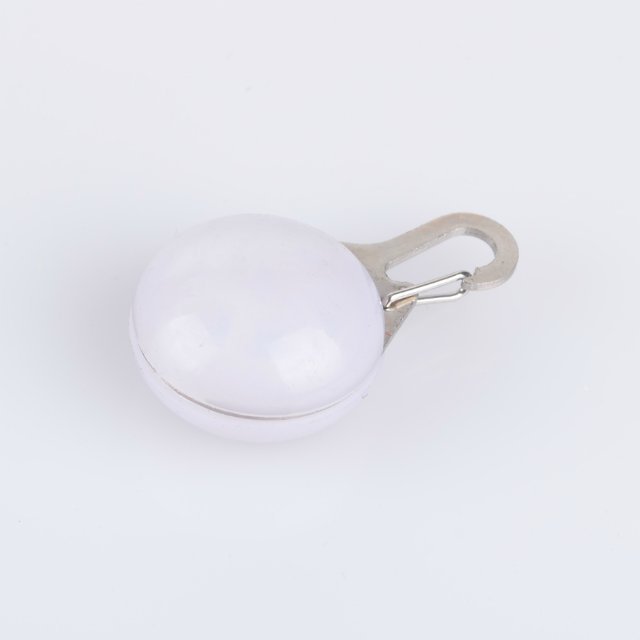 Lampe LED pour chien, harnais lumineux de sécurité pour animaux de compagnie, idéal pour les promenades nocturnes et le camping. 15