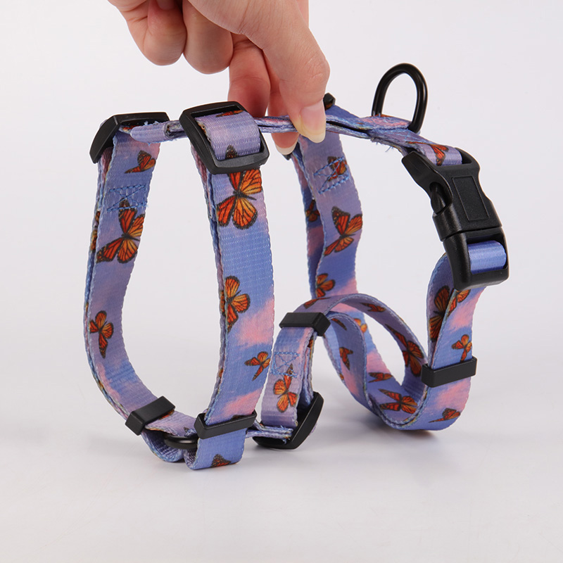 Harnais pour chien Step In, motif imprimé bleu, réglable et réversible. 18