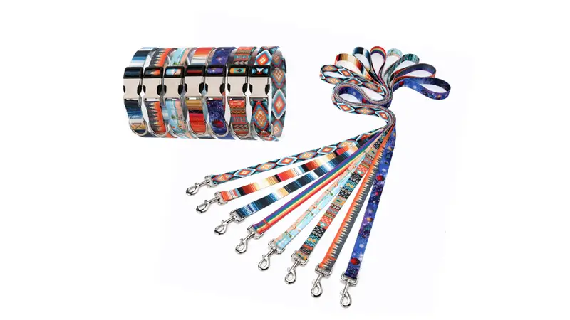 Colliers pour chiens en polyester doux de style ethnique à rayures et motif forêt, disponibles en gros chez Okeypets. 1