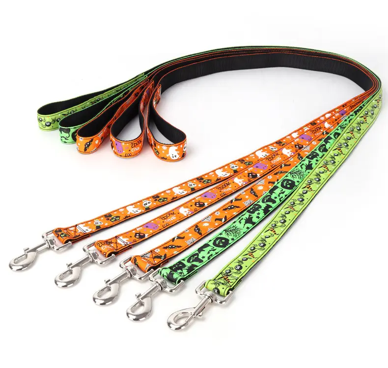 Festive Halloween Dog Leash - Stylish Design, Front Clip for Safety 2