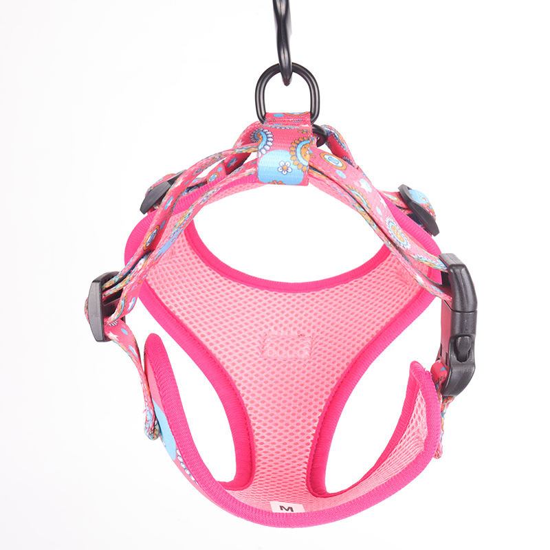 Sada postrojů pro psy s růžovým potiskem | Nejlepší postroj pro psy na tahání 9