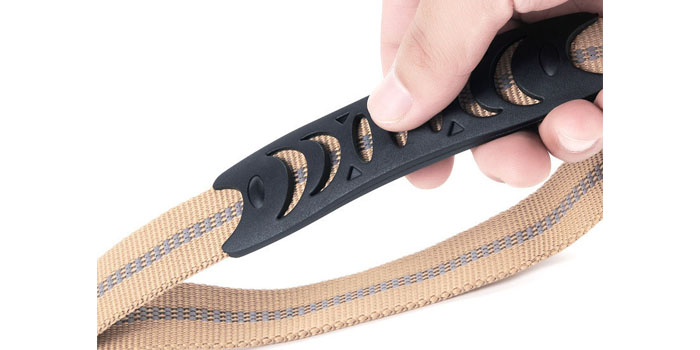 Laisse d'entraînement tactique extérieure pour chiens de grande taille, avec mousqueton en forme de grenouille, en vente en gros. 16