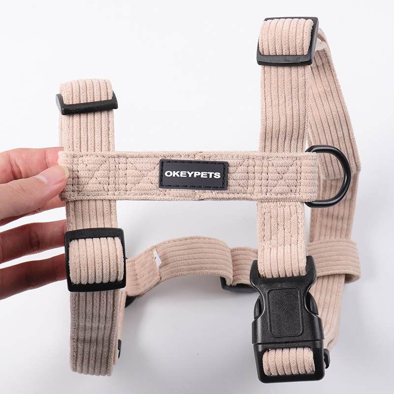 „OKEYPETS“ minkšti ir patogūs petnešos su logotipu ir O formos žiedu, skirtos velvetiniams šunų petnešų rinkiniui 5