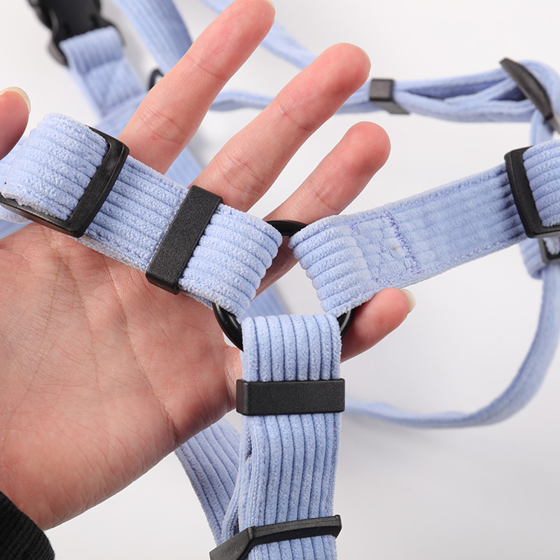 „OKEYPETS“ minkšti ir patogūs petnešos su logotipu ir O formos žiedu, skirtos velvetiniams šunų petnešų rinkiniui 6