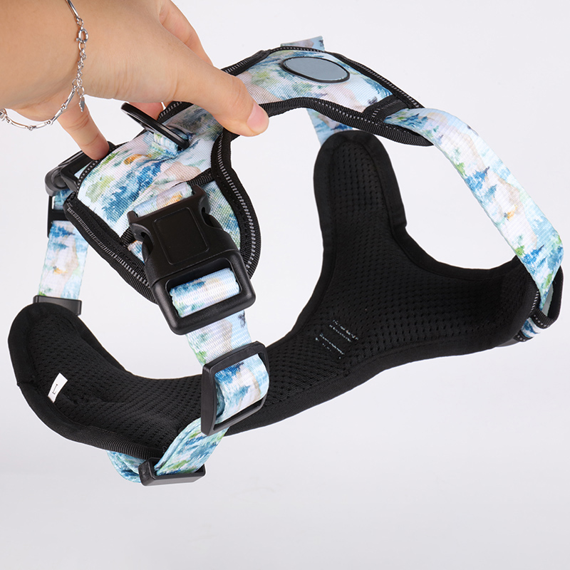 Harnais pour chien robuste et durable, en tissu Oxford résistant et anti-traction. 8