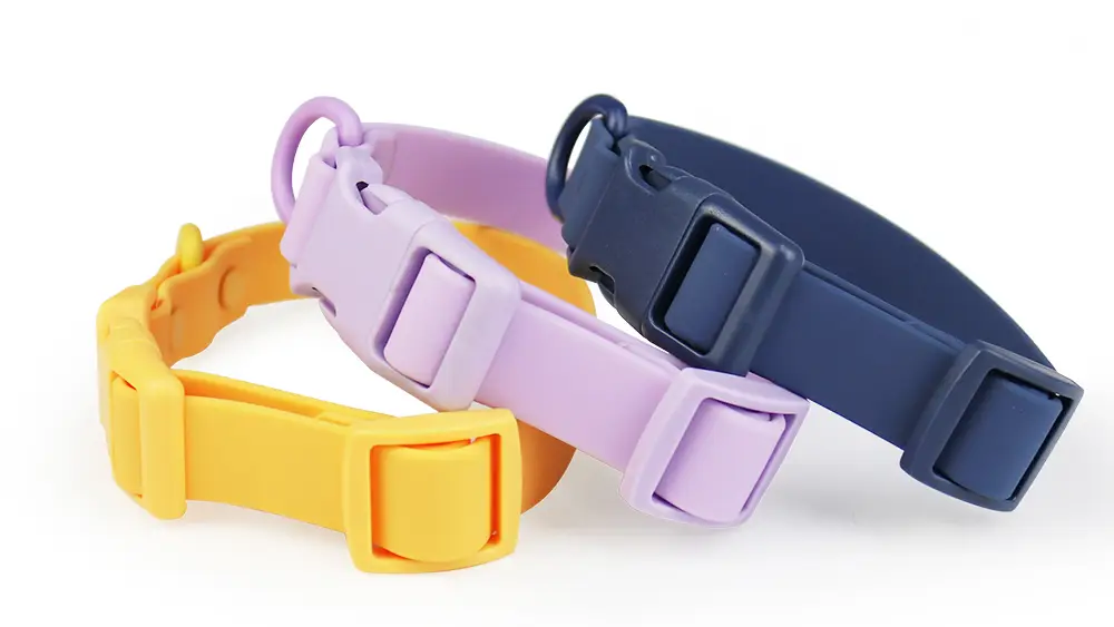 Collier pour chien en PVC, prix de gros, imperméable et pas cher, avec boucle à dégagement rapide. 1