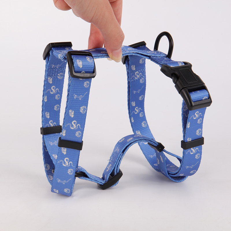 Harnais pour chien à enfiler, à ouverture rapide et réversible, en néoprène doux. 17