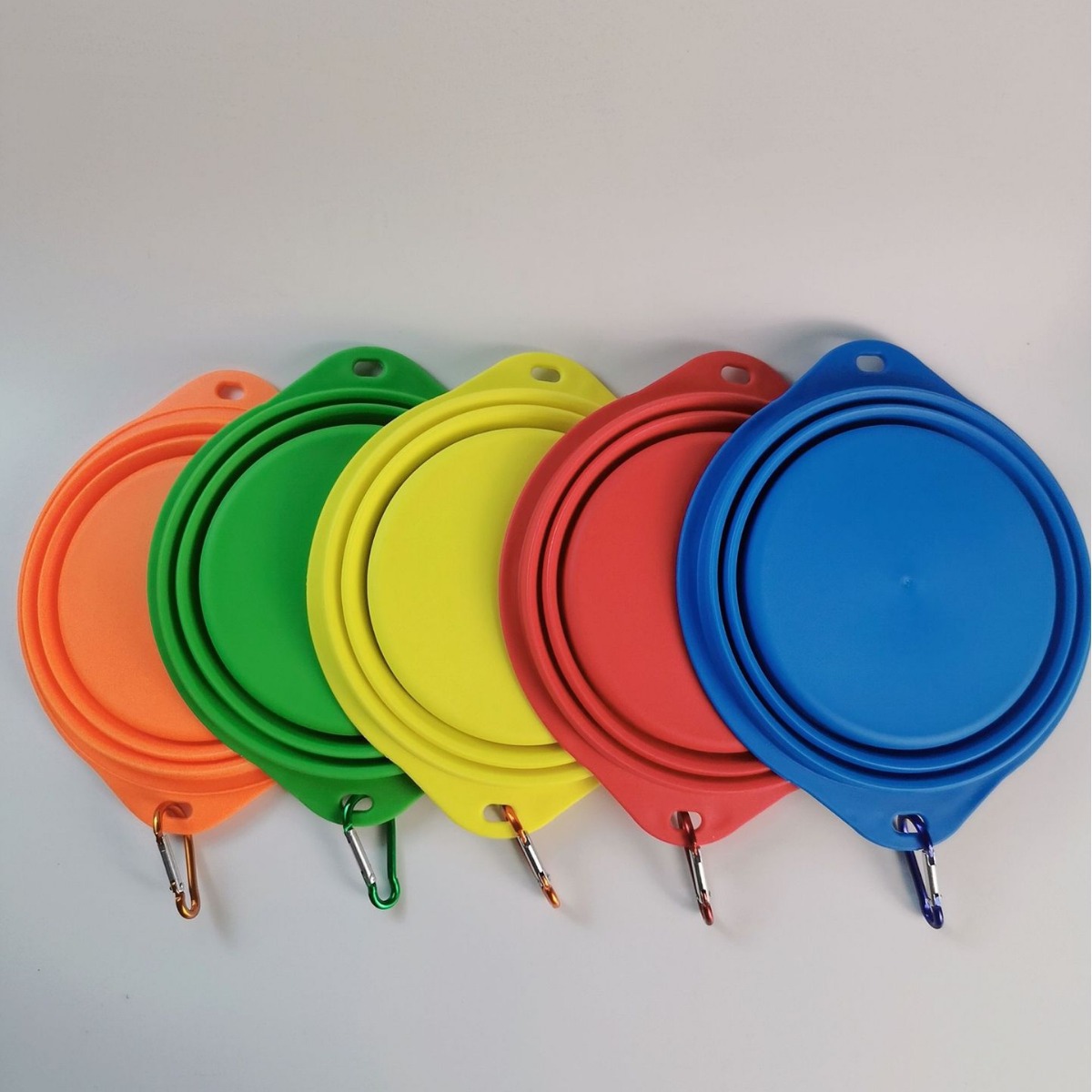 Gamelles pliables pour chiens en gros, en stock, colorées, pour toutes races de chiens, chats et chiots, en silicone sans danger. 8