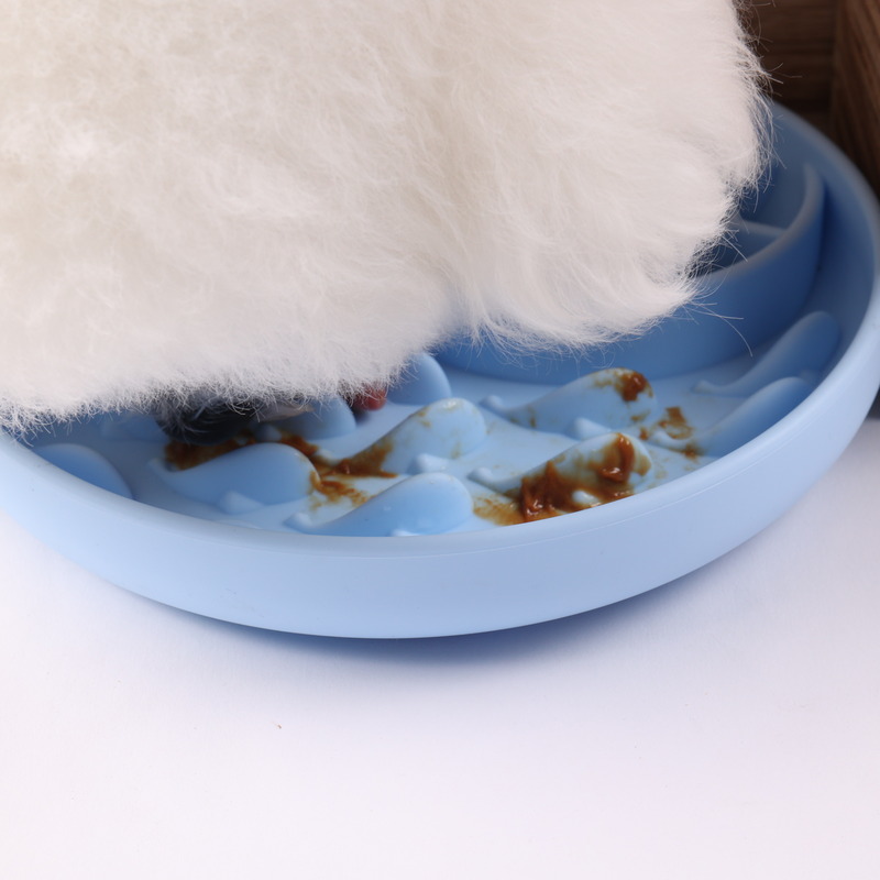 Gamelle anti-glouton pour chiens, forme ronde, en silicone souple de qualité alimentaire, avec tapis à lécher intégré. 14