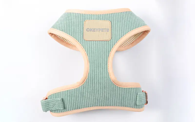 OKEYPETS Prilagođeni personalizirani dizajnerski set pojaseva za pse od korduroja bez povlačenja s logotipom, set povodaca i ogrlica za pse po narudžbi 1