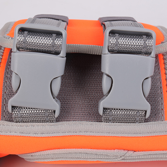 Colete salva-vidas impermeável para cães OKEYPETS, fabricado na China. Ideal para animais de estimação, este colete salva-vidas de neoprene é perfeito para cães e pode ser usado como maiô flutuante. 11