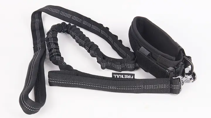 20年以上の経験を持つタクティカルドッグカラー＆リーシュメーカー