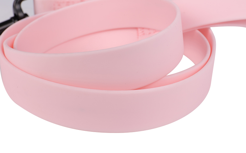 Harnais rose personnalisé pour chien, idéal pour la randonnée et les activités de plein air. Convient également aux chiots. 11