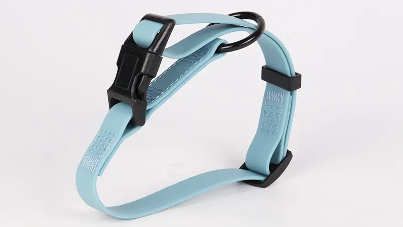 Collier pour chiot ajustable, résistant à l'usure et facile à nettoyer, en PVC bleu - OKEYPETS 1