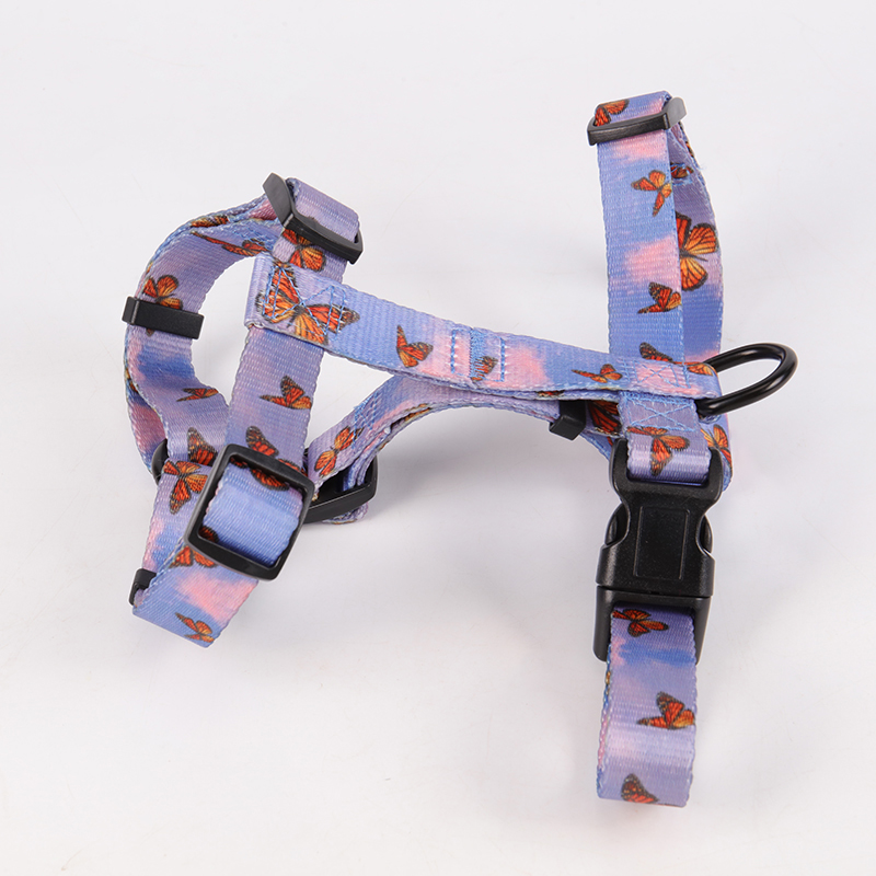 Fabricant chinois de harnais pour chiens à sangle réglable, harnais pour animaux de compagnie à motifs personnalisés à vendre 15