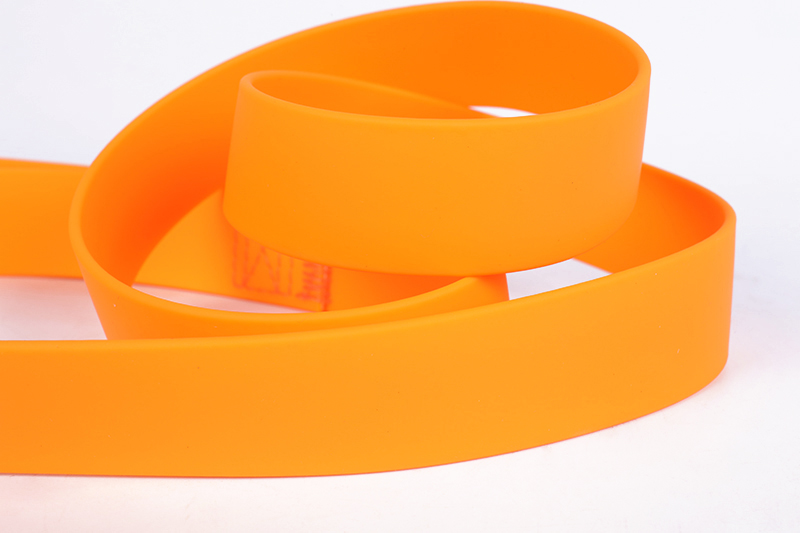 Fabricant de harnais pour chiens - Harnais pour chiens à sangles enduites de PVC - Gilets pour animaux de compagnie 11