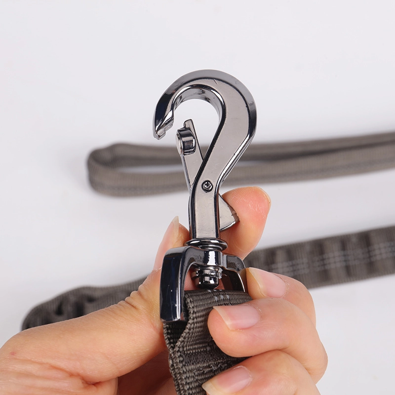 Laisse tactique Okeypets en nylon résistant de qualité militaire avec extension élastique pour l'entraînement des chiens 12