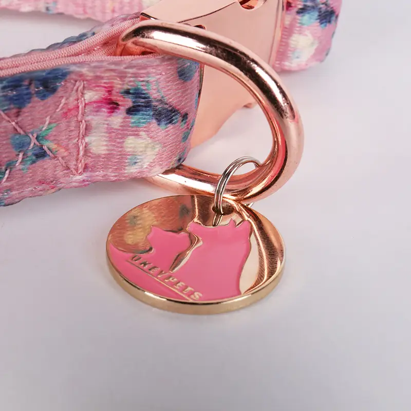 OKEYPETS - Collier pour chien OKEYPETS : technologie avancée, design élégant et personnalisé, avec médaille d'identification gravée et accessoires pour animaux de compagnie 1