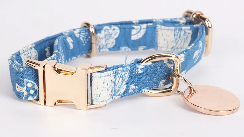 Collier pour chien/chat OKEYPETS personnalisé avec logo et étiquette, couleur or rose, boucle de sécurité, accessoire en coton pour animaux de compagnie. 1