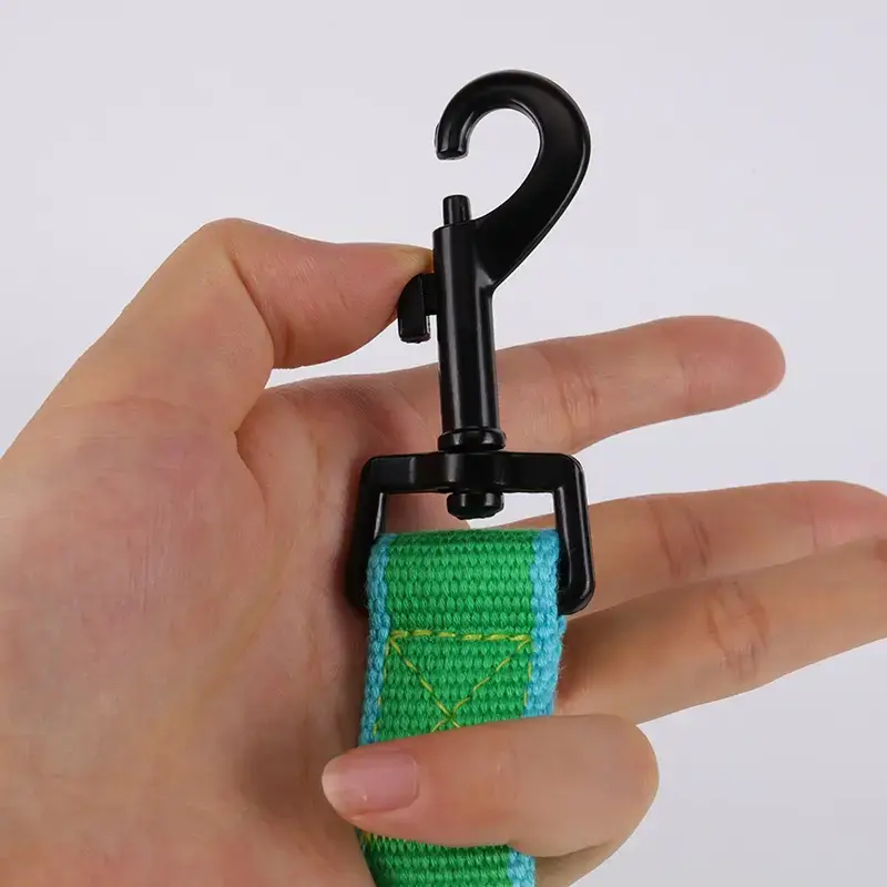 Bamboo Dog Leash with Reflective Stitching 4