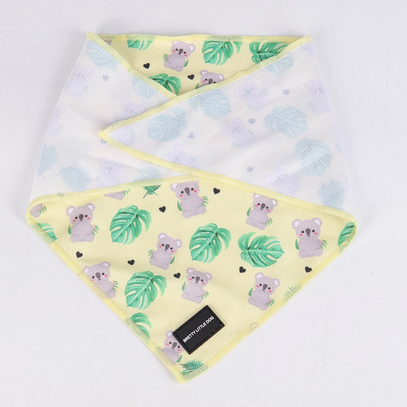 OKEYPETS Brugerdefineret vaskbar justerbar tegneseriemønsterdesign trykt kæledyrshundetørklæde hundetrekantbandana 8