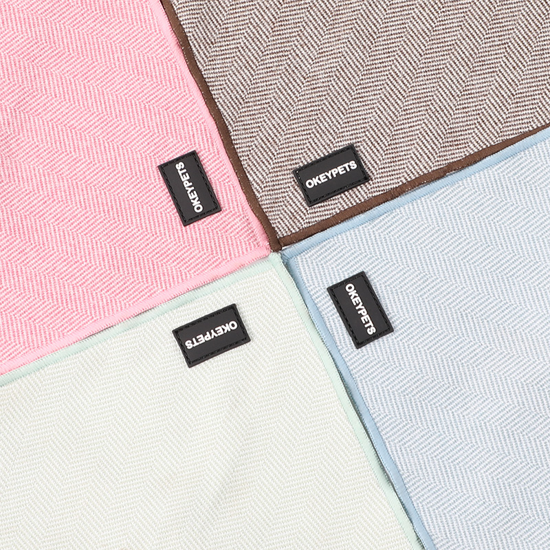 Bandana triangulaire en tweed polyester personnalisé pour chien avec logo imprimé 7