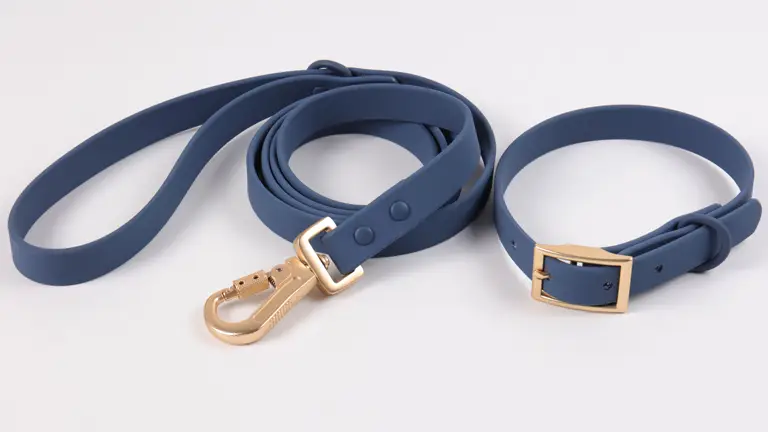 Veleprodaja modnih luksuznih dizajnerskih PVC povodaca za pse za obuku, prilagođeni logotip, teški izdržljivi vodootporni PVC povodac za pse 1