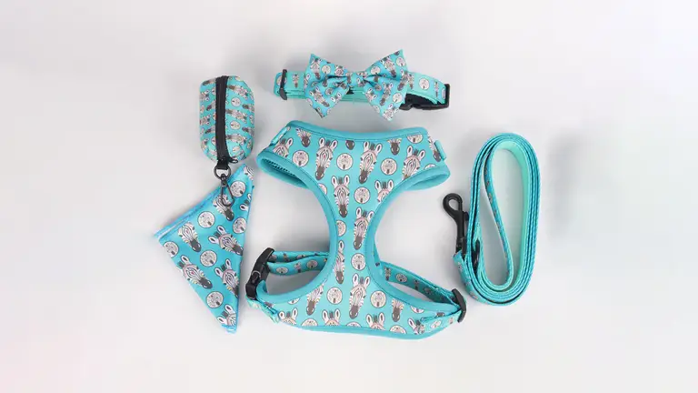 OKEYPETS Vente en gros de harnais pour chien en néoprène personnalisés et tendance, réglables et portables, avec logo. 1